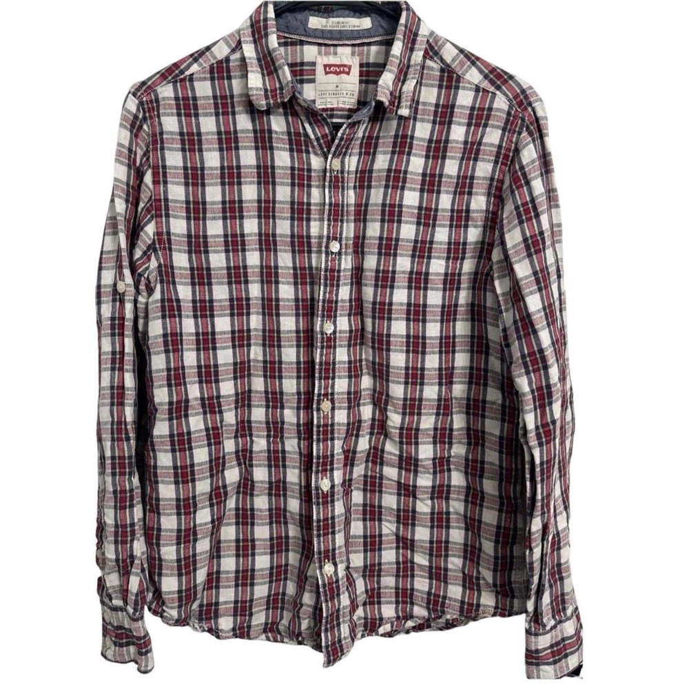 Levi’s Plaid Button Up Shirt